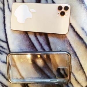 IPhone 11 Pro Max unlocked